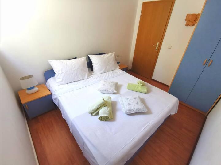 Apartment Biljana Μπολ Εξωτερικό φωτογραφία